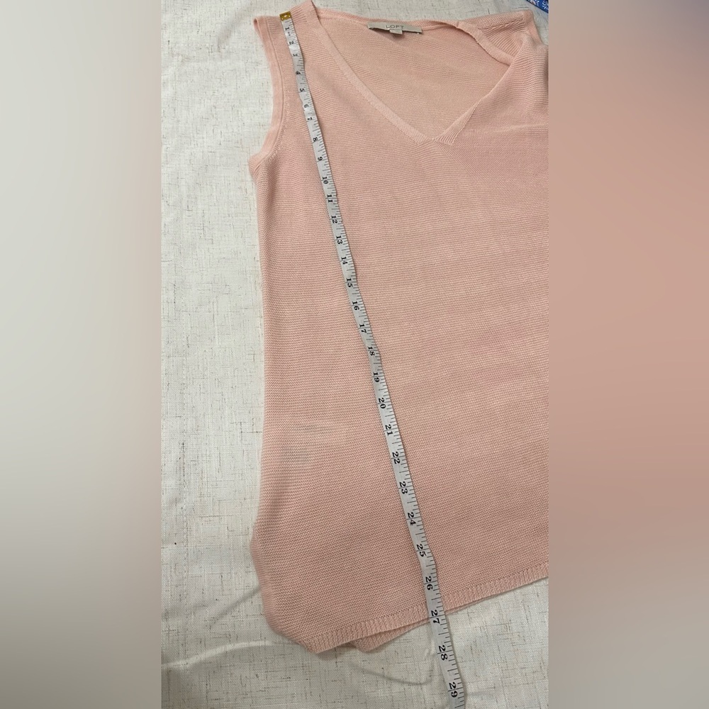 LOFT Pink Women's Blouse 🩷🩷 - Picture 3 of 9